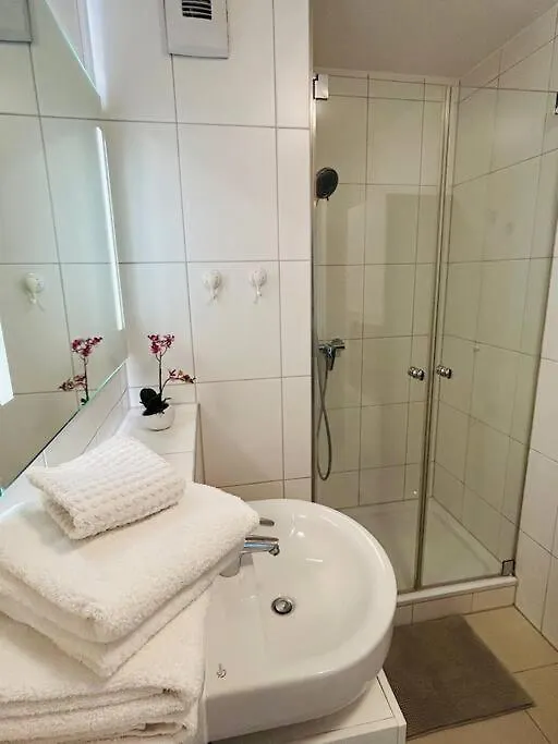 Gemutliche 3-Zimmer Wohnung Munich Apartment